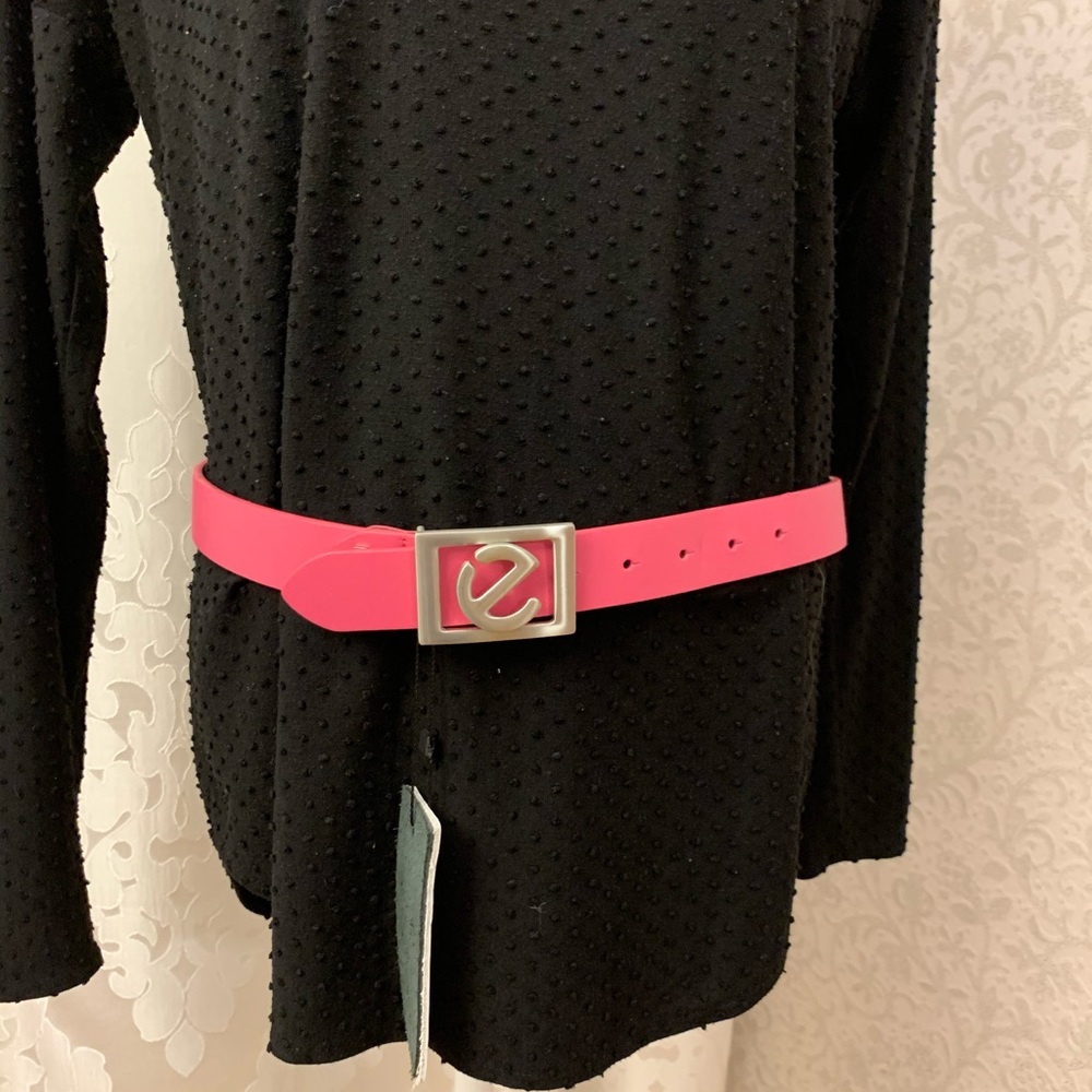 Pink belt / free with purchase